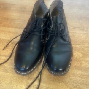 Dexter Comfort, women's 6.5, worn twice, black, memeory foam insoles, short boot